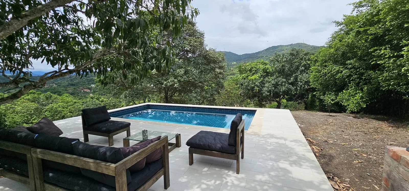 Casa campestre en Anapoima para 16 personas con piscina y jacuzzi 11