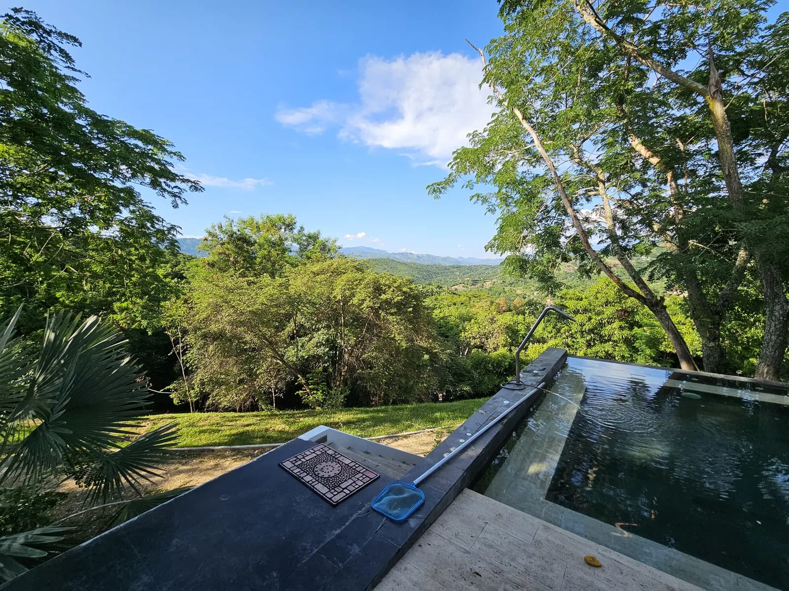 Finca en Anapoima para 22 personas con piscina, jacuzzi y zonas sociales 4