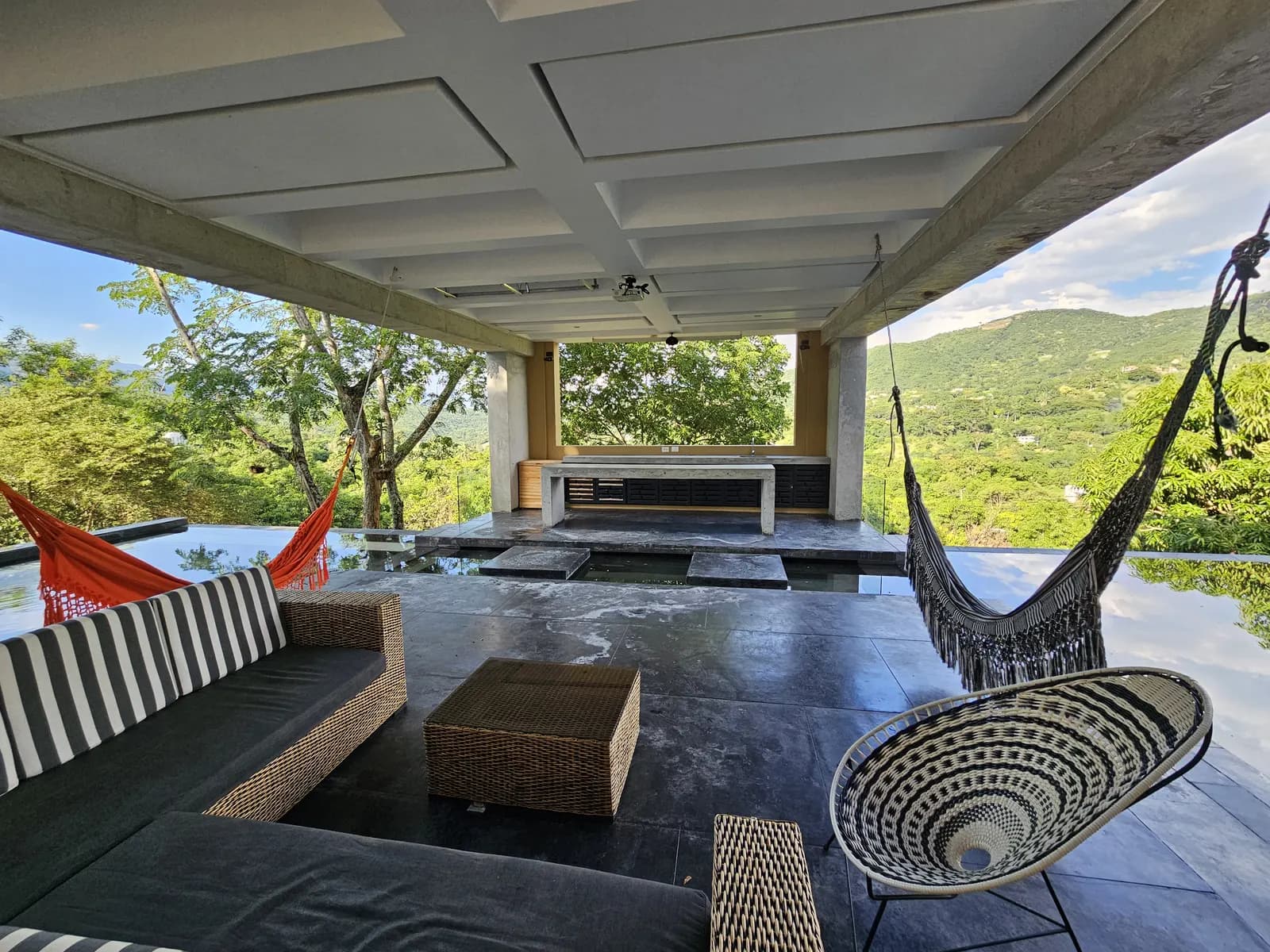 Finca en Anapoima para 22 personas con piscina, jacuzzi y zonas sociales 11